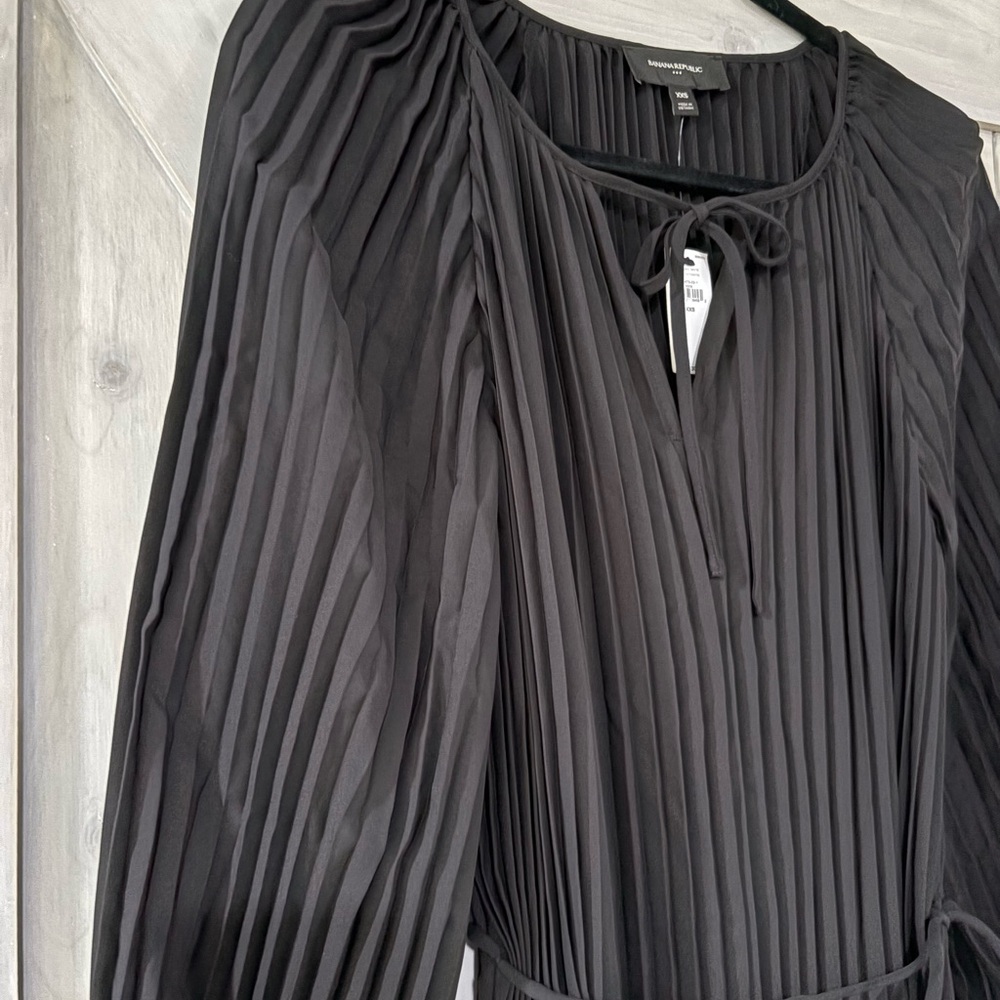 Banana Republic Black Long Sleeve Dress